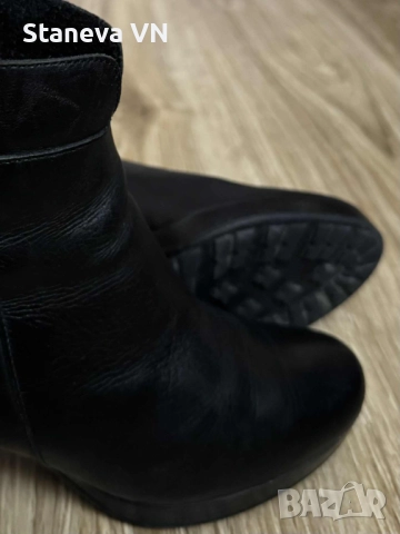 Черни боти от естествена кожа в отлично състояние, р-р 38, снимка 3 - Дамски боти - 52788364