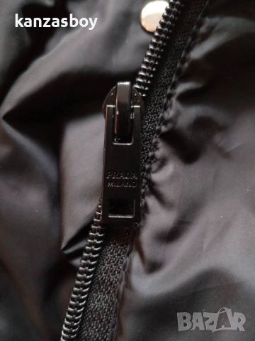 PRADA crop re nylon puffer jacket - страхотно дамско яке S КАТО НОВО, снимка 12 - Якета - 53056238