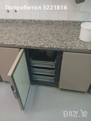 Хладилна маса сладкарска, снимка 4 - Хладилни витрини и фризери - 52989933