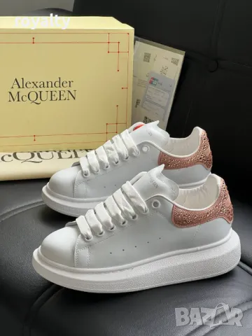 Alexander McQueen дамски маратонки , снимка 2 - Маратонки - 49178686