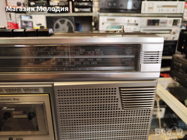 Радиокасетофон SHARP GF-6060 В отлично техническо и визуално състояние., снимка 10 - Радиокасетофони, транзистори - 51879177
