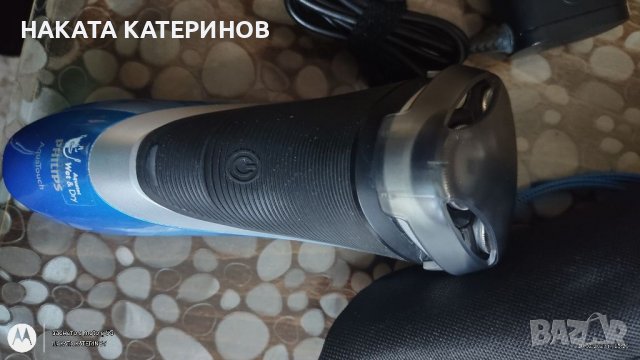 МАШИНКА ЗА БРЪСНЕНЕ С КАЛЪФ И ЗАРЯДНО , снимка 3 - Друга електроника - 39701117