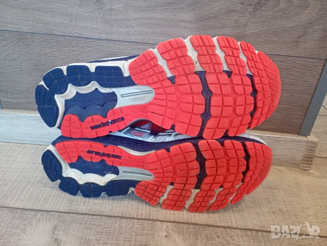 New Balance M860 V5 мъжки маратонки номер 46,5 стелка 30 см, снимка 5 - Маратонки - 51643153