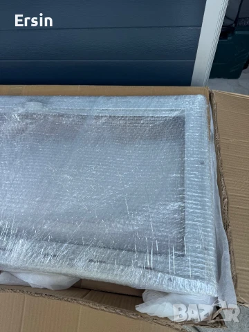 Оригинална щора с комарник Dometic Seitz (Чисто нова) Монтажен размер : 1000х500 Цена 350.00 лева, снимка 2 - Къмпинг мебели - 51322463