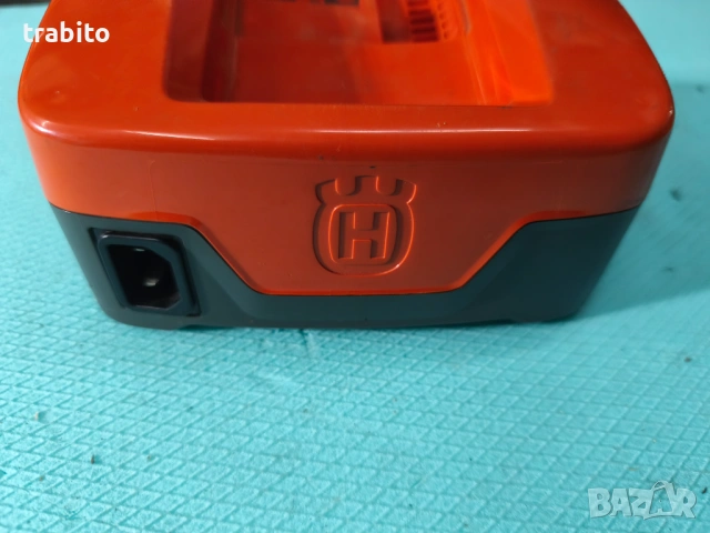 Зарядно за husqvarna, снимка 2 - Градинска техника - 53417738