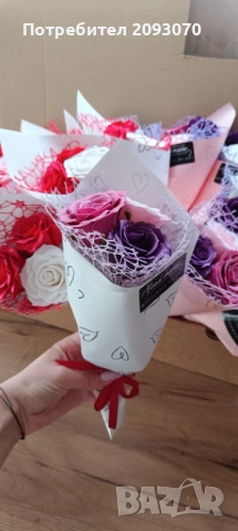 Букет от сапунени рози, снимка 4 - Романтични подаръци - 53409754