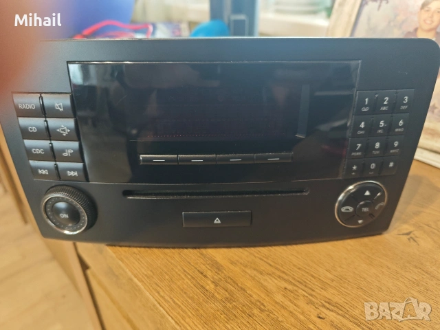 Радио за мерцедес мл, ml w164, mf2510, снимка 2 - Радиокасетофони, транзистори - 49520741