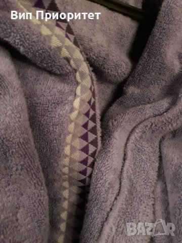 Кралски халат най-високо качество - хладко лилаво със стилна шевица, снимка 14 - Други - 39217671