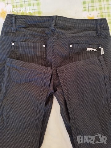 Черен панталон на райета+1 панталон подарък, размери 29-28/М, снимка 3 - Панталони - 40823837