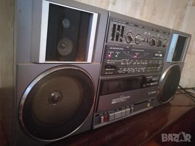 Радио касетофон HITACHI trk 9100e, снимка 4 - Радиокасетофони, транзистори - 28642727