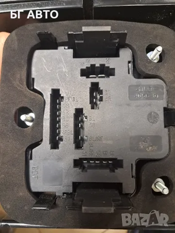 VW T4 ,3388 ULO,!!!Оригинален десен стоп с платка за крушки , снимка 2 - Части - 47307332