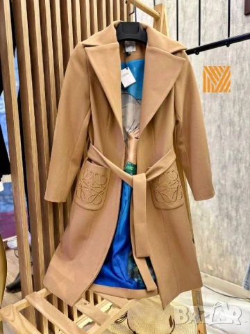 палто loewe, снимка 3 - Палта, манта - 50756895