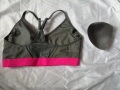 Nike Dri-Fit оригинално дамско спортно бюстие р-р S, снимка 10