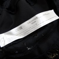 НОВА! Twinset Lace Black Dress Luxury Exclusive Collection Дамска Дантелена Рокля Размер 38, снимка 13 - Рокли - 32885010