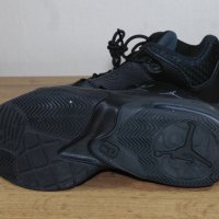 Air Jordan Max Aura 3 "Black" - 38 номер Оригинални! кожени, снимка 4 - Маратонки - 39555938