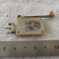 Малък шалтер 220v 4A DDR, снимка 6 - Друга електроника - 43535418