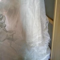 Булчинска рокля размер С ,с обръч, снимка 4 - Сватбени рокли - 37612240