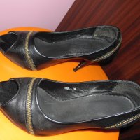 елегантни обувки на висок ток  цвят нежна циклама и черен, снимка 5 - Дамски обувки на ток - 26742377
