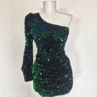 Уникална зелена рокля с пайети с едно рамо, снимка 1 - Рокли - 43147108