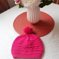 Детска зимна шапка , снимка 1 - Шапки, шалове и ръкавици - 38638805