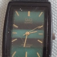 Дамски часовник Q/Q WATER RESIST 10 BAR красив стилен дизайн 41726, снимка 2 - Дамски - 43892993