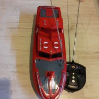 Яхта с дистанционно управление , снимка 2 - Електрически играчки - 43748974