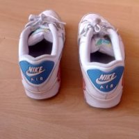 Оригинални Дамски маратонки Nike Air Max 90  номер 36, снимка 4 - Маратонки - 26513387