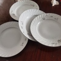 Четири порцеланови чинии, снимка 2 - Чинии - 44047284