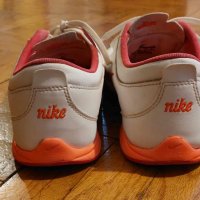 Спортни маратонки Nike , снимка 4 - Маратонки - 43051914