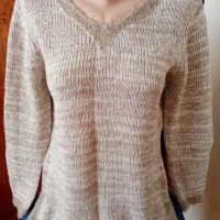 Италиански пуловер M/L размер , снимка 2 - Блузи с дълъг ръкав и пуловери - 26806032