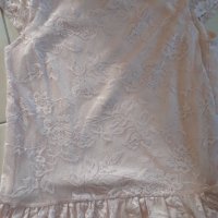 Прекрасна дантелена туника - блузка с къс ръкав - размер 146/152, снимка 1 - Детски Блузи и туники - 37162968
