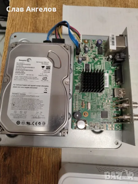 Продавам DVR Hikvision DS-7100 с хард и камери, снимка 1