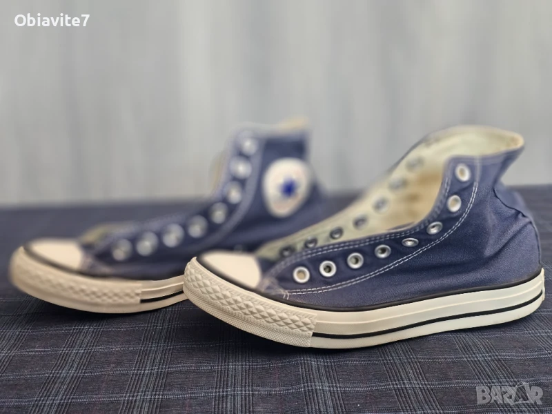 Converse класика – 39.5, запазени, готови за нови приключения, снимка 1