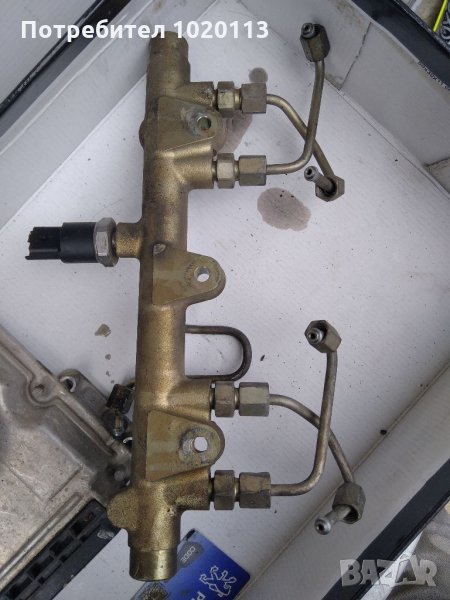 Горивна рейка Пежо 2.0 хди 90, снимка 1