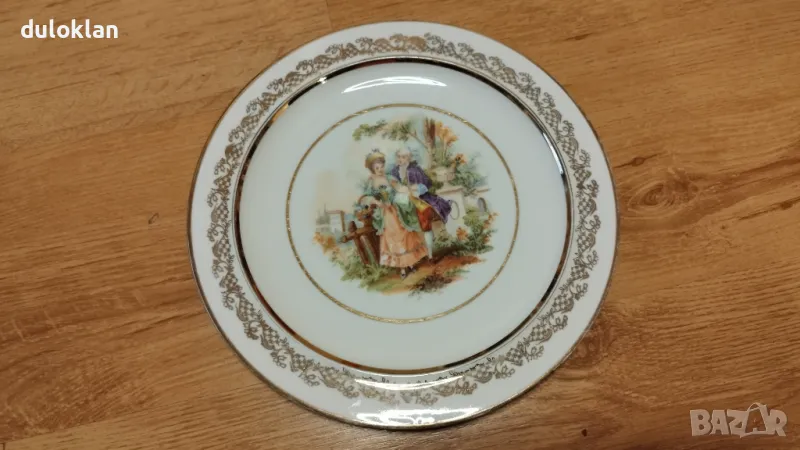 Красива порцеланова чиния от Франция., снимка 1