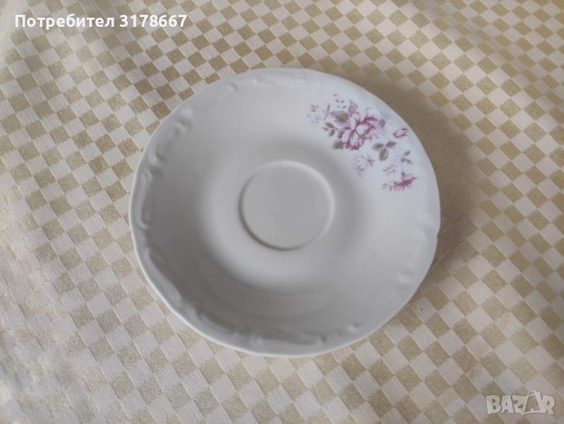 Порцеланова кръгла чиния за десерт, снимка 1