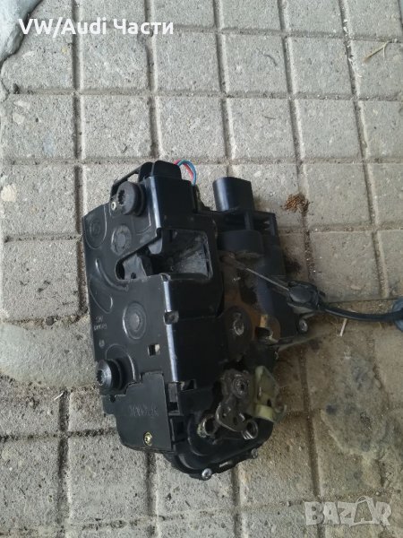 Брава/механизъм за предна дясна врата за Голф 4 Бора Пасат Golf 4 VW Bora Passat , снимка 1