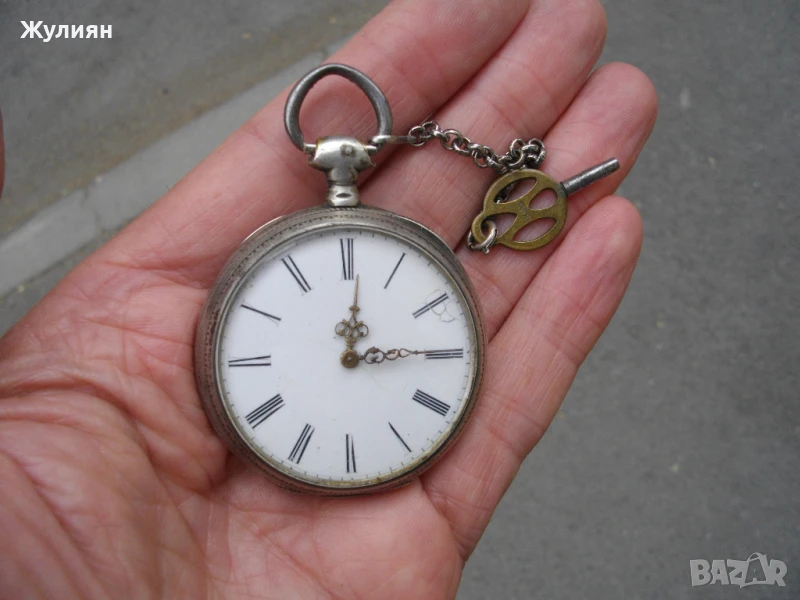 СТАР СРЕБЪРЕН ДЖОБЕН ЧАСОВНИК С КЛЮЧЕ, снимка 1