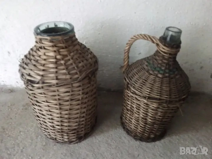 Дамаджана и плетен буркан , снимка 1