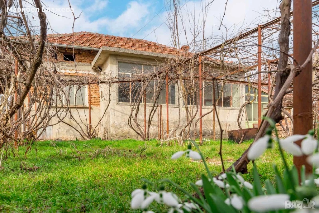 Продава се къща , снимка 1