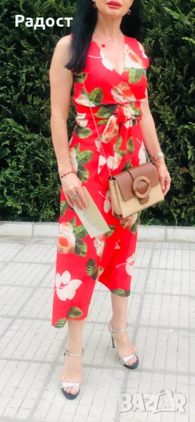 Невероятна рокля на известен турски бранд., снимка 1