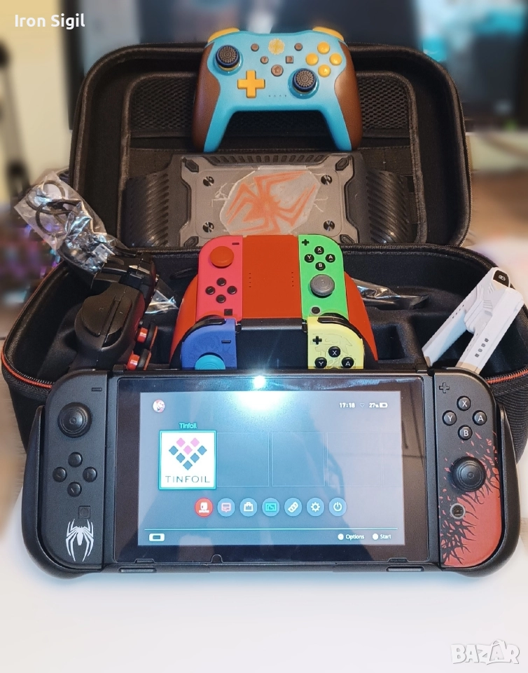Nintendo Switch V1 с мод – пълен комплект с много аксесоари, снимка 1