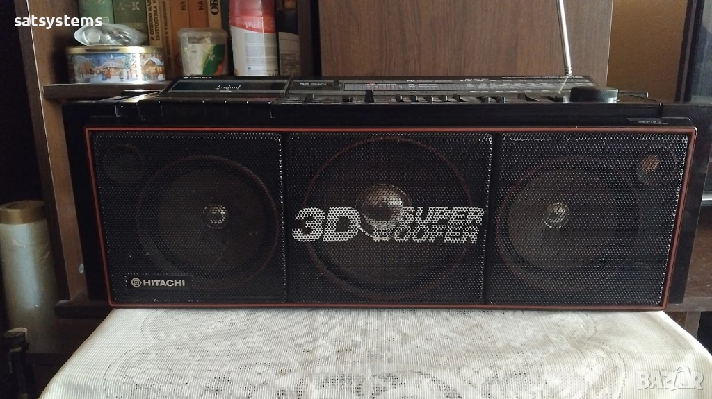 Радиокасетофон Hitachi TRK-7620E 3D Super Woofer, снимка 1