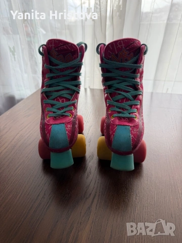 Детски кънки с чанта, снимка 4 - Ролери, кънки - 53075897