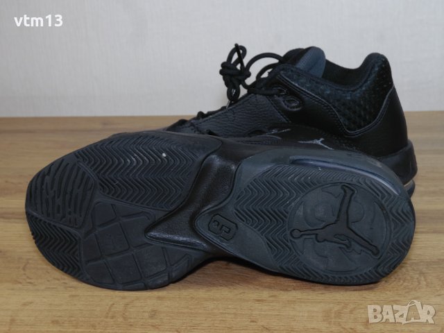 Air Jordan Max Aura 3 "Black" - 38 номер Оригинални! кожени, снимка 4 - Маратонки - 39555938