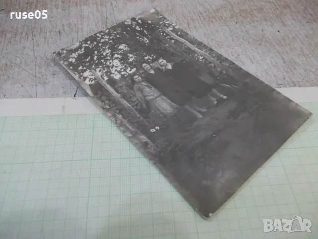 Снимка стара на три жени в градината, снимка 3 - Колекции - 48001462