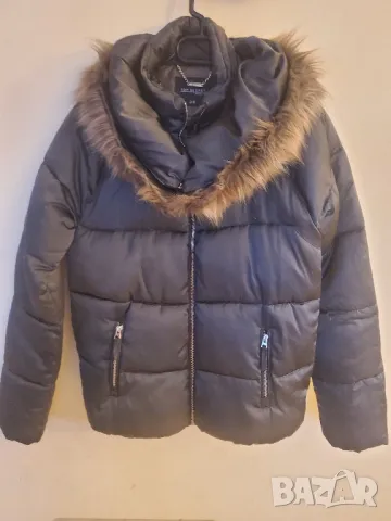 Зимно дамско яке пух Top secret.Ново, става и за подарък.