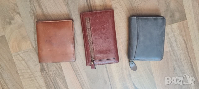 Три броя портфейли, снимка 4 - Портфейли, портмонета - 51351737