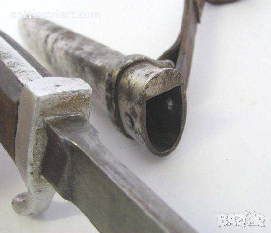 Много Рядък Нож с кания Бранник маркиран, снимка 7 - Антикварни и старинни предмети - 27372277