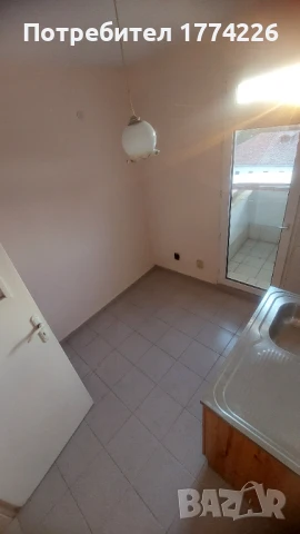 Продавам тристаен апартамен в кв. Калето, снимка 11 - Апартаменти - 51291995